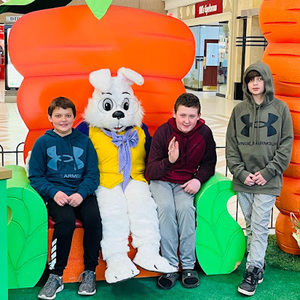 Meet your Posher, Crystal